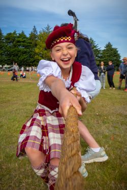 Tartan Tug of war by Chris Watson LPSNZ